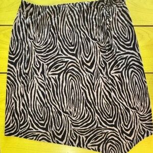 Vintage zebra print stretchy waist , stretchy * accepting offers